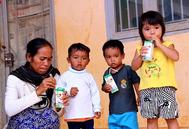 Sau gần 10 năm Vinamilk tiên phong bắt đầu phối hợp cùng các tỉnh thực hiện chương trình sữa học đường thì tổng số lượng học sinh được thụ hưởng từ chương trình là 380 ngàn em học sinh và tổng ngân sách trợ giá từ Vinamilk là 92 tỷ đồng